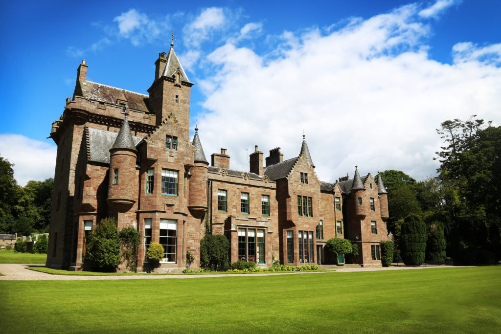 Dan Peña’s Guthrie Castle Embodies a Blend of Scottish Lore and Modern ...
