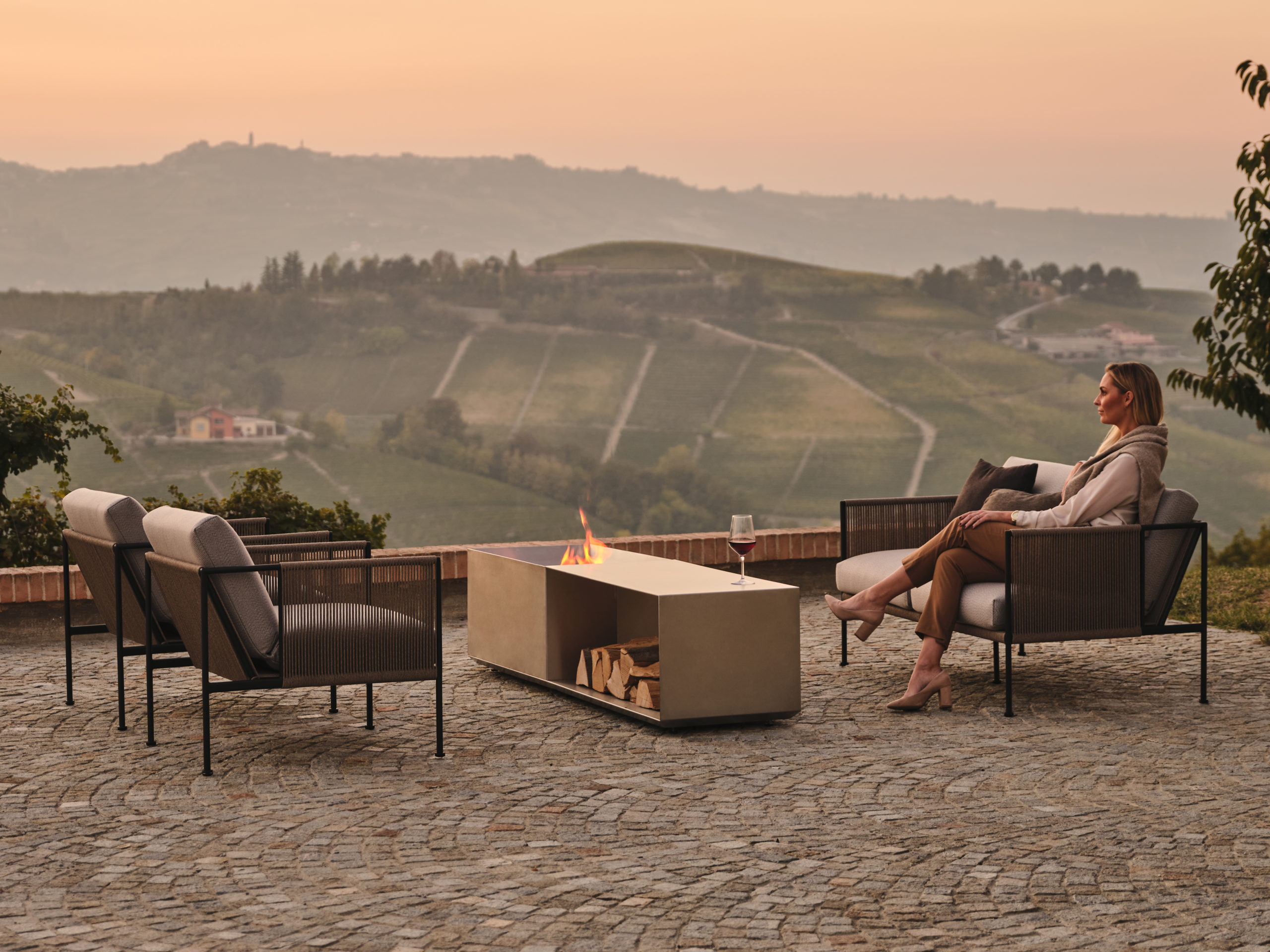 Luxury outdoor kitchen and furniture Röshults