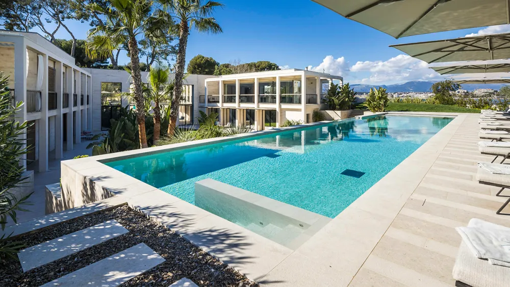 This €70 Million Villa on the French Riviera Has Ties to Marilyn Monroe ...