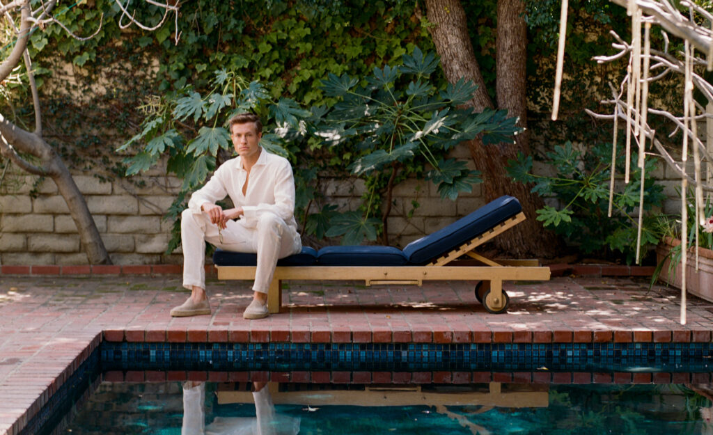 Thom Sweeney tailors