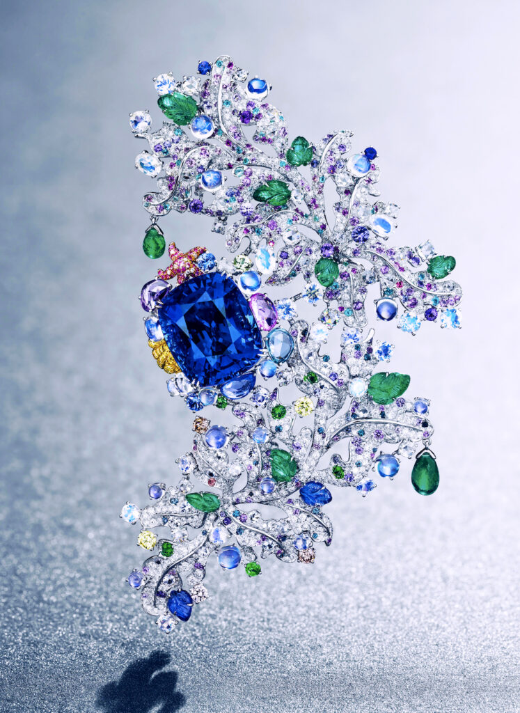ANNA HU HAUTE JOAILLERIE 2013 Côte d’Azur brooch sold for $4.57 million